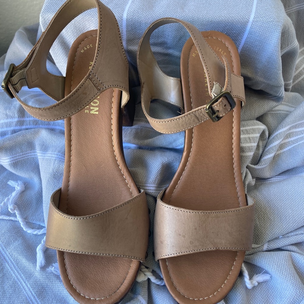 Heeled sandals